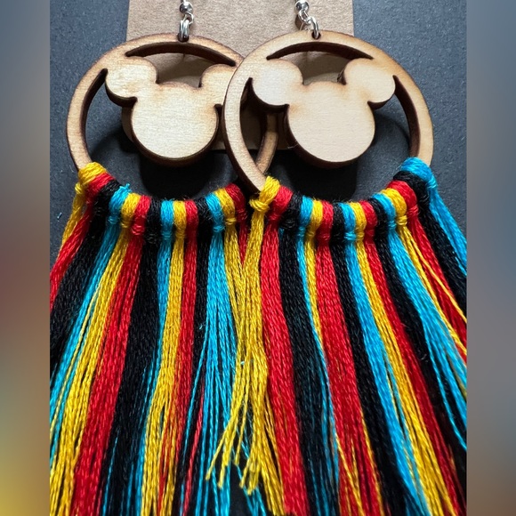 Macrame Mickey handmade earrings - Picture 2 of 3
